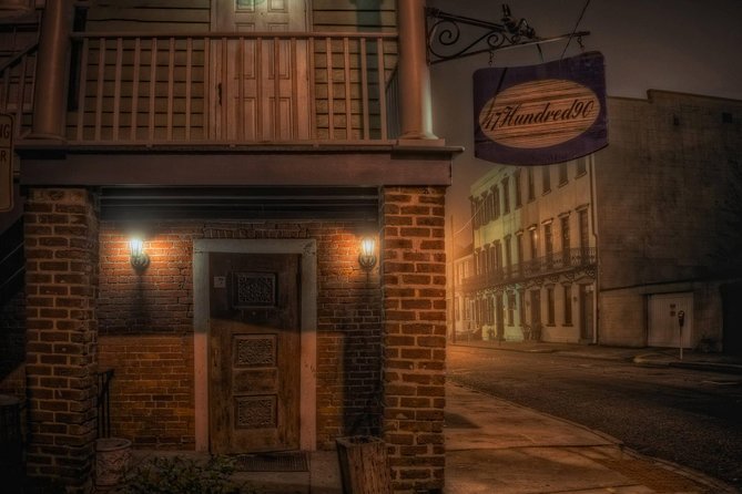 Savannah's Ghost City "Dead of Night" Walking Night Tour - Wright Square ends the walk on a grim note