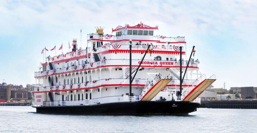 Savannah: Sightseeing Lunch Cruise - Boarding at 9 East River Street
