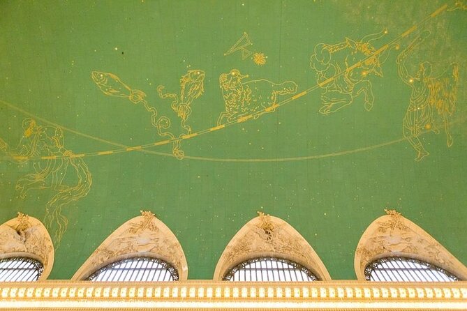 Secrets of Grand Central Station Walking Tour New York City - Restoration, decline, and the people behind Grand Central