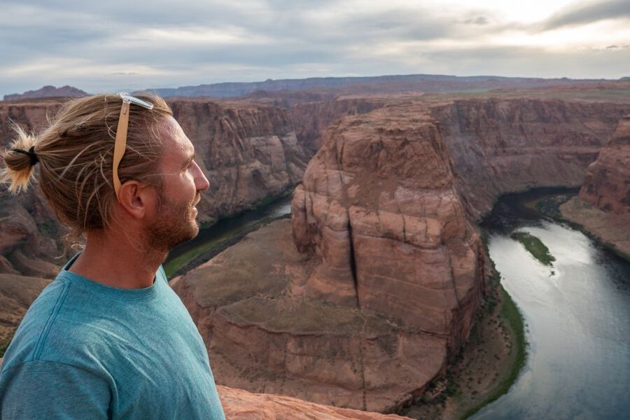 Sedona or Flagstaff: Horseshoe Bend & Antelope Canyon X Tour - Who should book this tour?