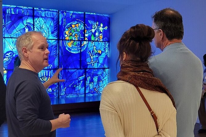 Skip-the-line: Art Institute of Chicago Guided Tour - Starting with Tiffany and Caillebotte