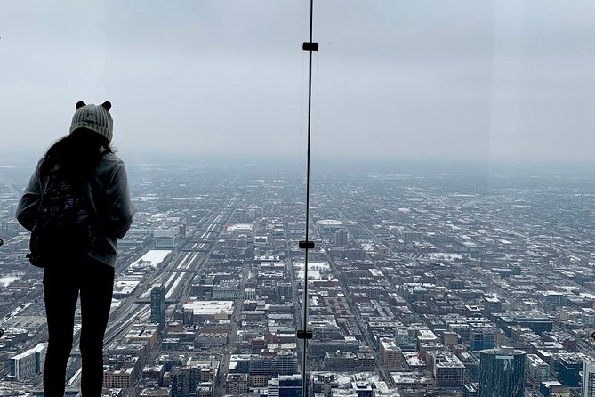Skydeck - Willis Tower Admission - The elevator ride to 103 floors