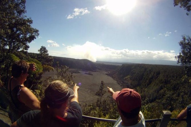 Small-Group Big Island Tour: Hawaii Volcanoes National Park and Kona Coffee Farm - Chain of Craters Road and the return journey
