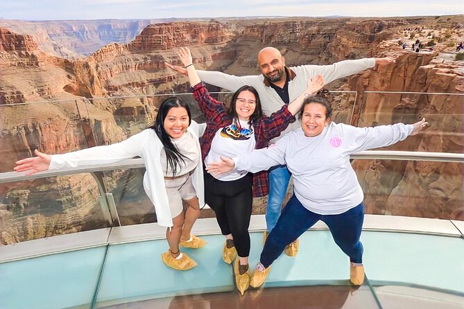 Small Group Grand Canyon, Hoover Dam, 7 Magic Mountains VIP Tour - The 7:00 am pickup and the small van