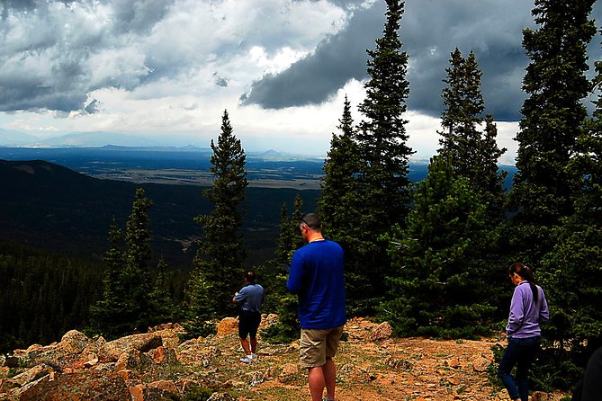 Small Group Tour of Pikes Peak and the Garden of the Gods from Denver - The guides shape the entire day