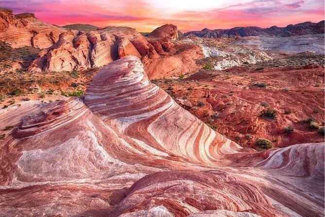 Small Group: Valley of Fire Half Day Tour from Las Vegas - Lunch at Seven Sisters