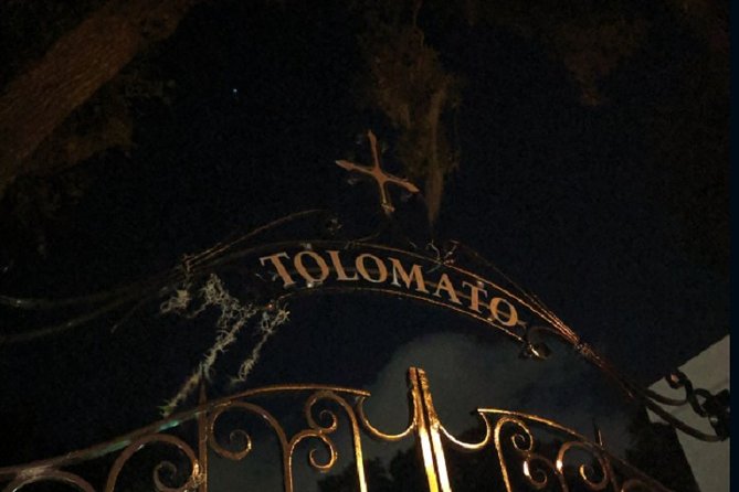 St. Augustine Ghost Tour: A Ghostly Encounter - The City Gate and narrow streets