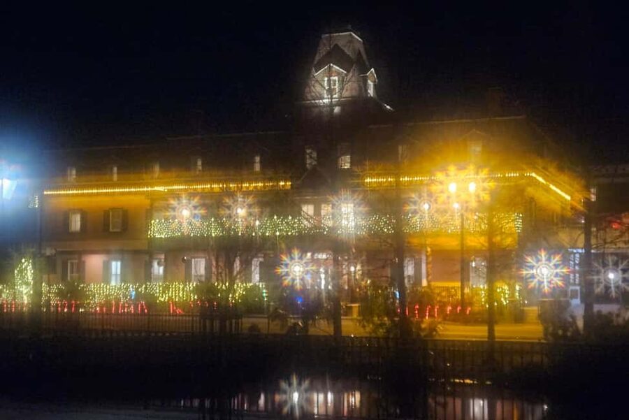 St Augustine: Nights of Lights Trolley Tour - Carols, drivers, and the social side of the ride