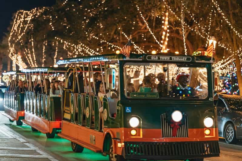 St Augustine: Nights of Lights Trolley Tour - What the 40-minute trolley route feels like