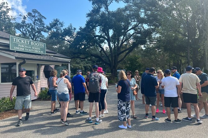 Swamp Boat Ride and Oak Alley Plantation Tour from New Orleans - Is $131 a fair price?