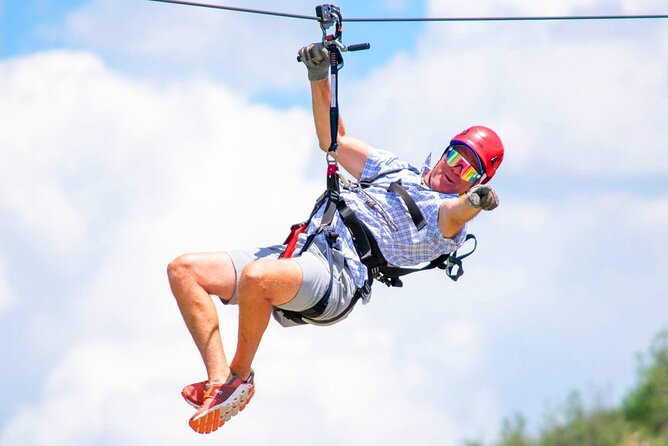 The EDGE: Zip Line Tour - What happens during the 10-line route