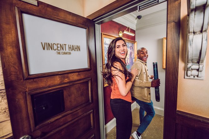 The Escape Game Pigeon Forge: 60-Minute Adventures on The Island - The 15-minute briefing before the clock starts