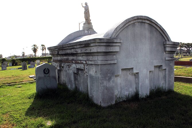 The Galveston Cemetery Tour - Walk With The Dead! - What the $31 Price Buys You