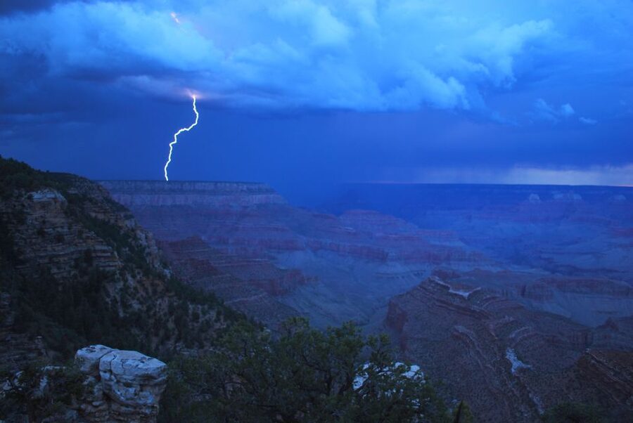The Grand Canyon Classic Tour From Sedona, AZ - The guides can shape the day