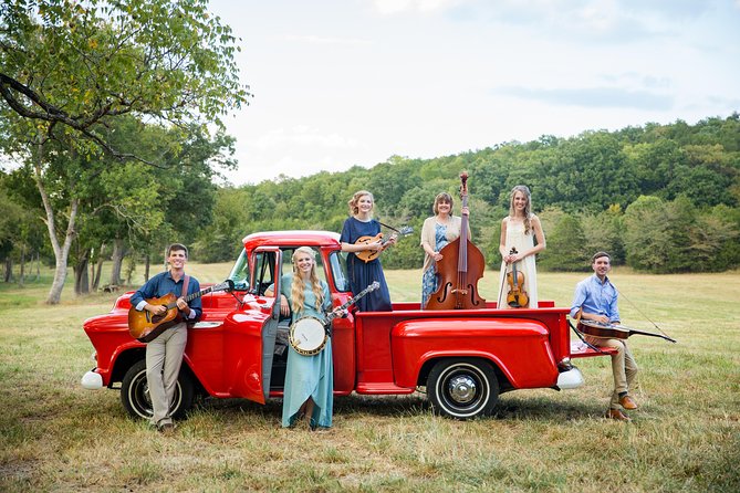 The Petersens at The Little Opry Theatre in Branson - What the 1 hour and 45 minute show feels like