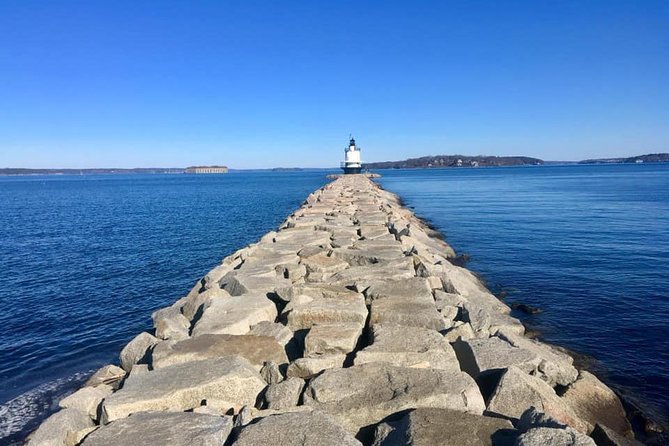 The Real Portland Tour: City and 3 Lighthouses Historical Tour with a Real Local - Why this short Portland tour works so well