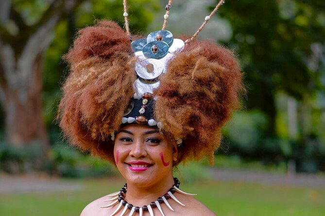Toa Luau at Waimea Valley, Oahu - The welcome lei and the first lawn activities