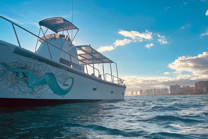 Turtle Canyon Snorkel Adventure in Waikiki, Oahu - A Waikiki snorkel trip with a real turtle focus