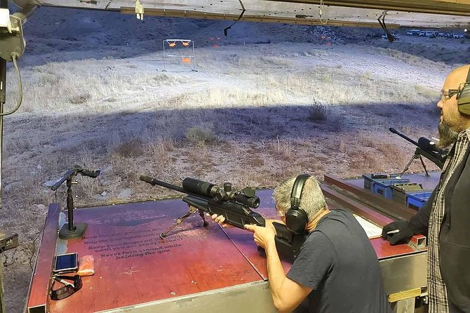 Ultimate Outdoor Shooting Experience in Las Vegas - Choosing between three, six, nine, and 21 guns