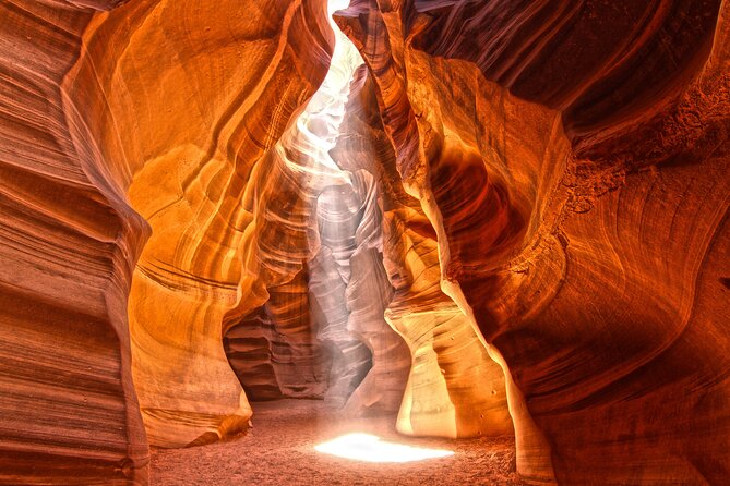 Upper Antelope Canyon Tour-AACT - Meeting at Milepost 302 and riding to the canyon