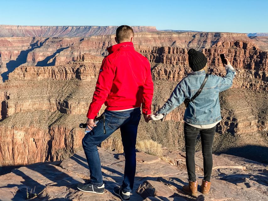 Vegas: Grand Canyon, Hoover Dam, Lunch/Skywalk Options, WiFi - Hoover Dam is a quick photo stop