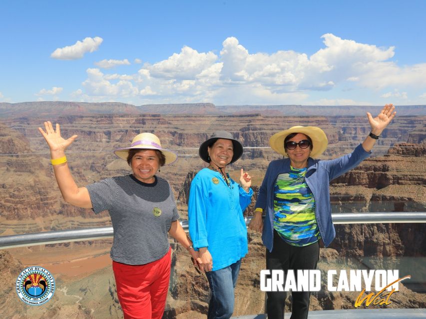 Vegas: Grand Canyon, Hoover Dam, Skywalk Option, & Two Meals - Hoover Dam gives you a powerful first view