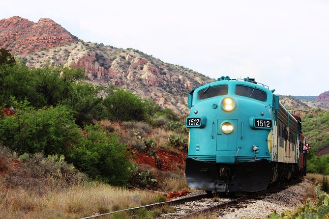 Verde Canyon Railroad Adventure Package - Lunch, snacks, and the champagne toast