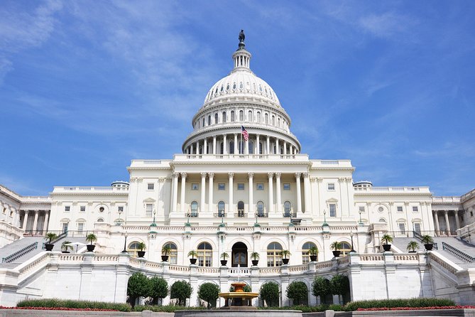 VIP Best of DC with US Capitol + National Archives Reserved Entry - The winter Pentagon City alternative
