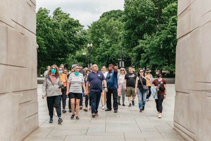 Washington, DC: Full-Day Tour with a Scenic River Cruise - The Tidal Basin and Jefferson Memorial