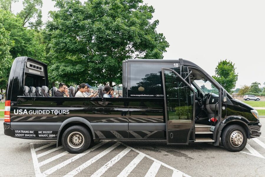 Washington, DC: Full-Day Tour with a Scenic River Cruise - Who should book this Washington DC tour?