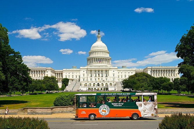 Washington DC Hop-On Hop-off Trolley Tour with 15 Stops - Why this trolley works well in Washington DC