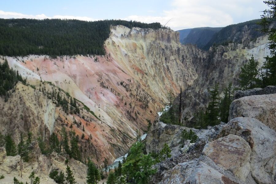 West Yellowstone: Yellowstone Day Tour Including Entry Fee - Hayden Valley is the wildlife hour