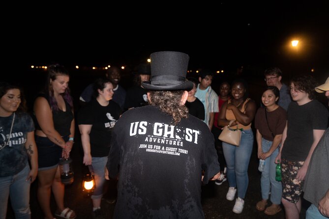 Whispers of Williamsburg Haunted Ghost Tour with Add-on options - Group size, sound, and walking pace