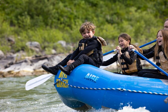 Whitewater Rafting in Jackson Hole : Family Standard Raft - Cold water, wetsuits, and what to pack