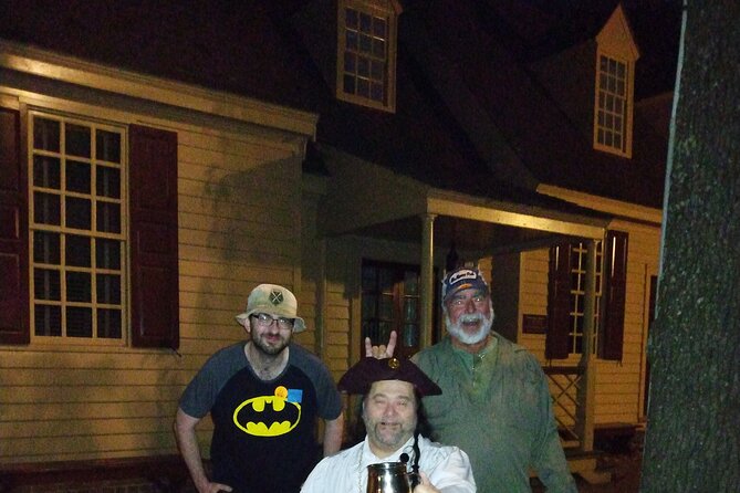 Williamsburg Ghosts, Witches and Pirates Tour - Ending at Jones Graveyard