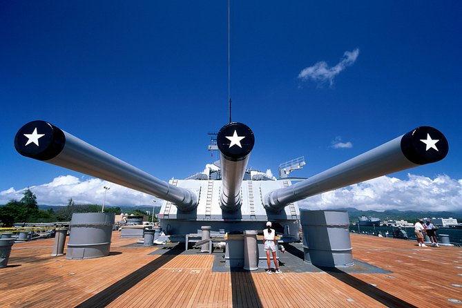 WWII Pearl Harbor Heroes Deluxe Tour - Pearl Harbor National Memorial puts the attack in context