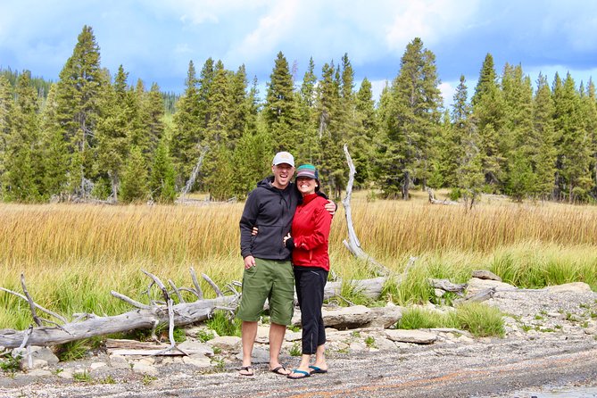 Yellowstone Lower Loop Full-Day Tour - Yellowstone Lake and the long central drive